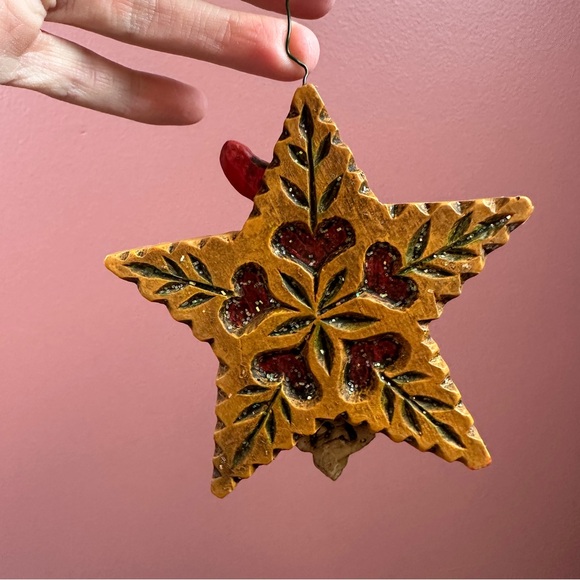 Pam Schifferl Midwest Cannon Falls Santa Star Ornament - Picture 3 of 5